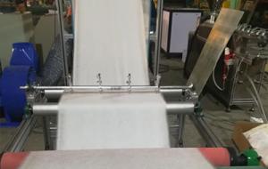 米兰体育哪里下:祥兴纸塑获得包装袋加工用塑料分条机专利进步对包装袋塑料进行分切时的功率